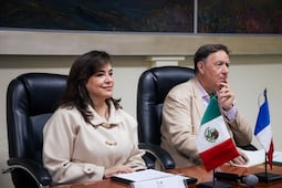 Ofrece la rectora apertura al diálogo