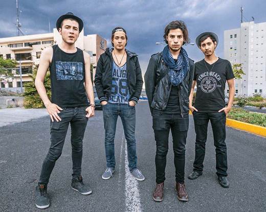 Jacks prepara maletas