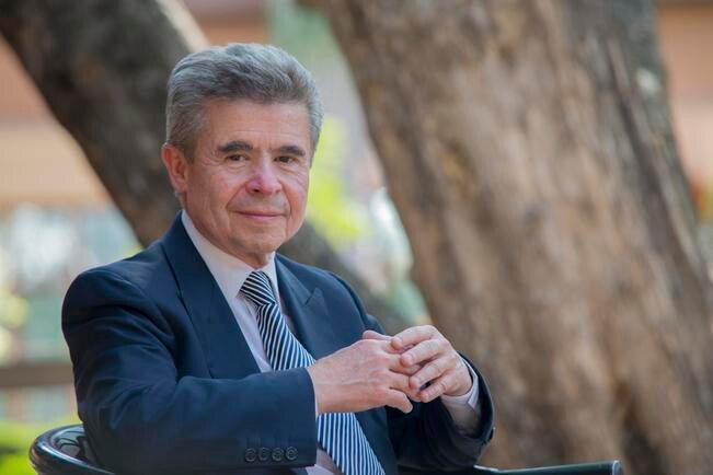 Enrique Burgos: “El valor primordial en la política es la lealtad”