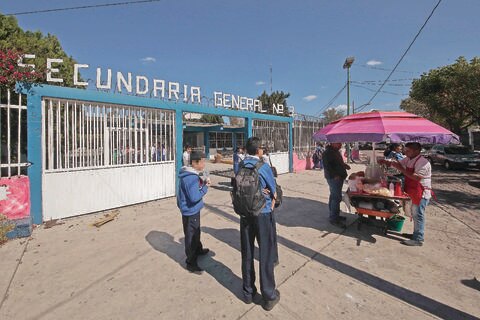 Buscan prevenir uso de drogas en menores