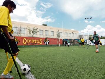 Coyotes celebra con más futbol