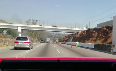 Se incendia vehículo en la autopista México-Querétaro 