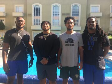 Pioneros, su primera vez