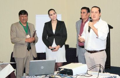 Organizan curso de certificación a hospitales