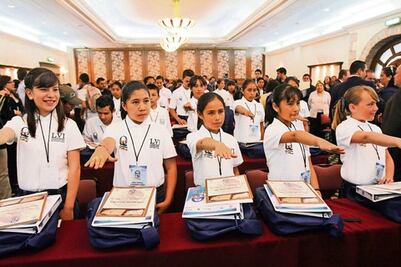  Afinan noveno Parlamento Infantil