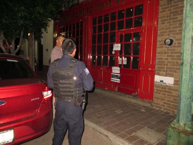 Clausuran cuatro antros en San Juan