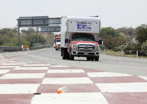 Analizan mejoras a carretera 57 por accidentes