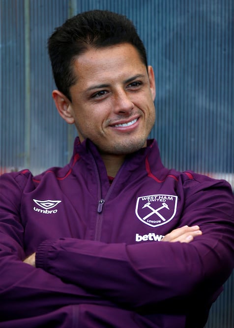 Javier Hernández respeta que cada quien juegue donde quiera (REUTERS)