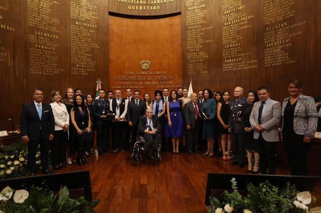 Reconocerán a 10 queretanos en 2020