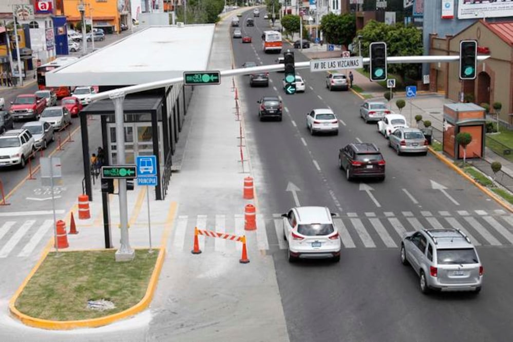 Los semáforos inteligentes reducirán hasta 30% los tiempos de traslado para beneficio de los queretanos. Foto: Archivo EL UNIVERSAL