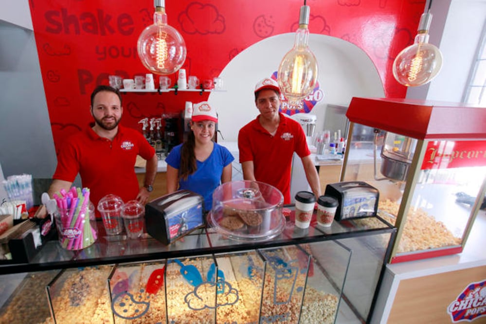 Además de la variedad de 15 sabores —entre dulces y salados—, y los shake & pops para los niños, hay tres tipos de croissants y café para los adultos (FOTOS: CÉSAR GÓMEZ. EL UNIVERSAL)