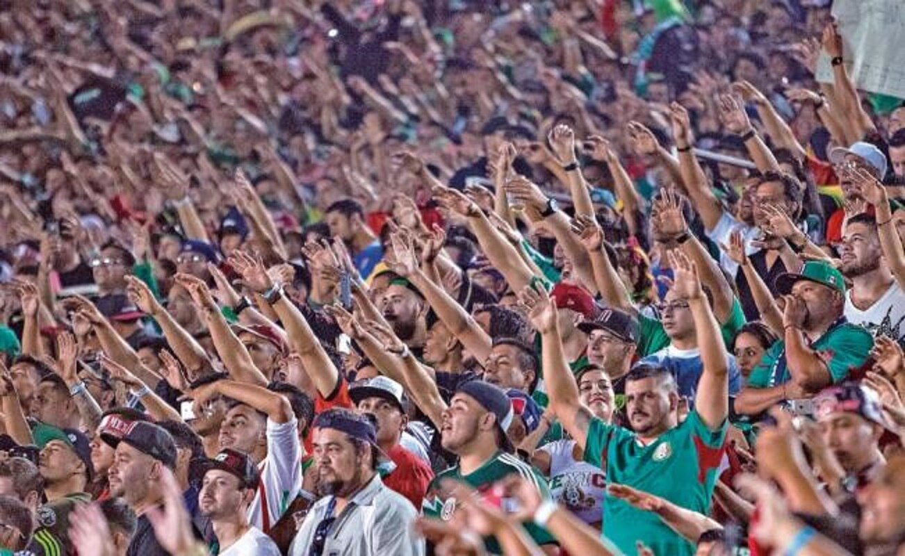 La afición deberá evitar la expresión homofóbica para no perjudicar al equipo nacional. (IMAGO7)