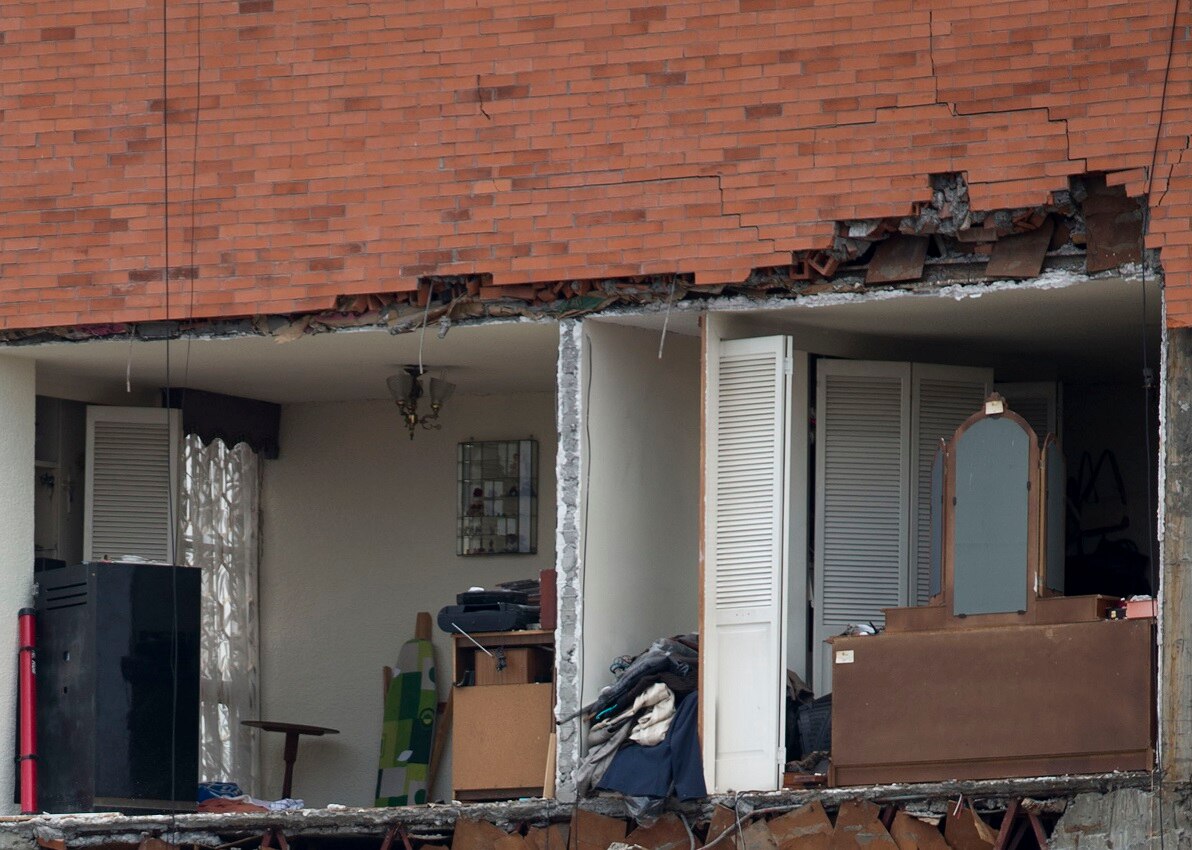 Mancera firma decreto para crear plan de reconstrucción tras sismo
