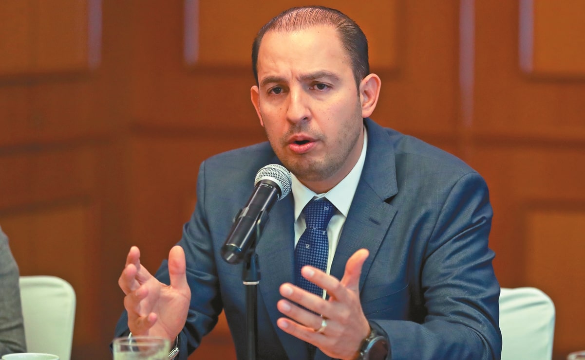 "La gente se irá haciendo más pobre y dependiente", advierte Marko Cortés sobre programas sociales de AMLO