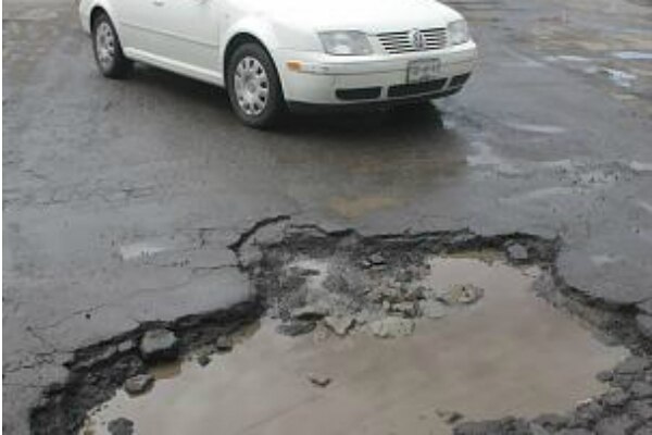 “Baches reparados parecen topes”