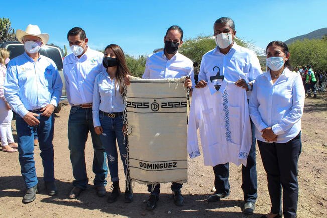Gobernador entrega obras en tres municipios