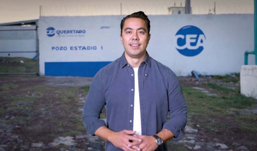 Felifer Macías aplauden firma de convenio por el agua