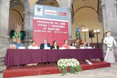 Presentan libro de fiestas queretanas