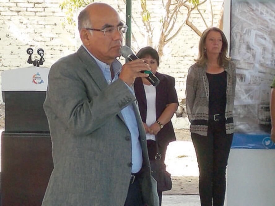 Con 52 observaciones, gobierno de Zapata