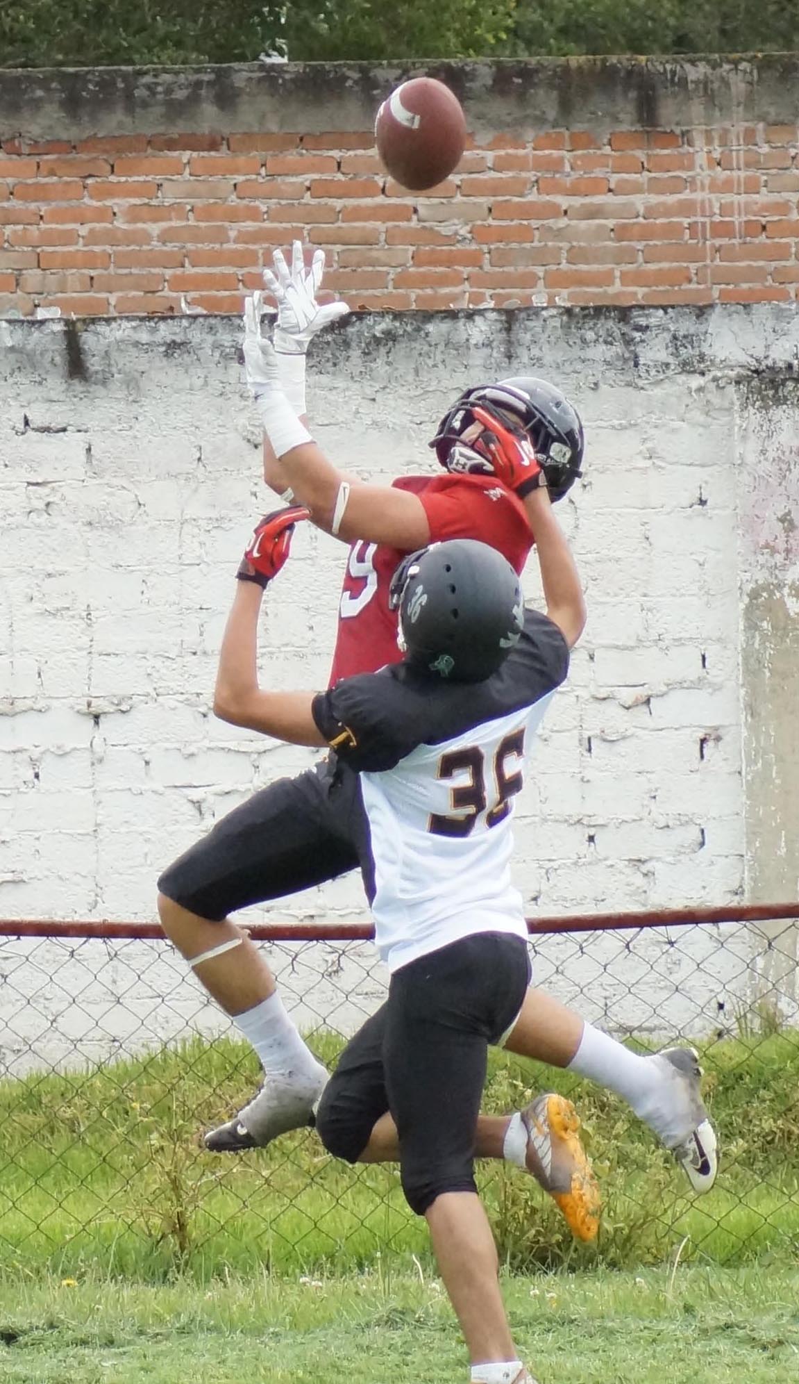 Queretanos en los emparrillados