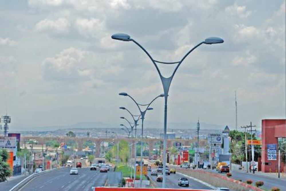 Propone Lomelí exhorto