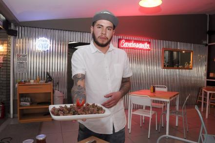 En Cardosanto  arman la parrillada