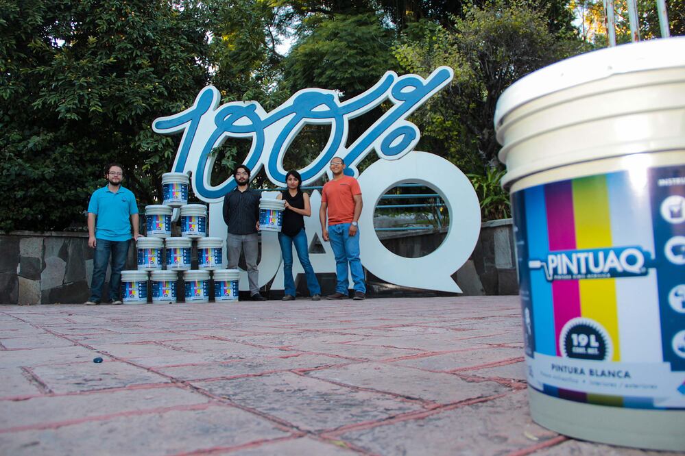 Crean pintura con fórmula 100% de UAQ