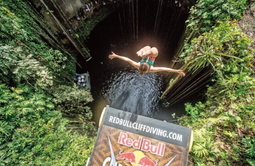 El cenote Il Kil le brinda baño plateado