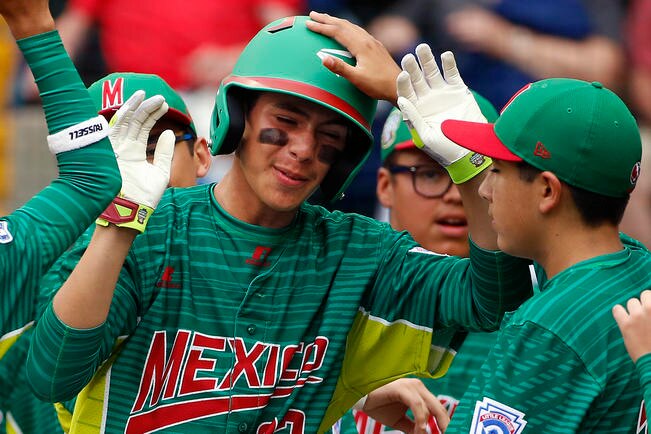 La novena tricolor sonríe