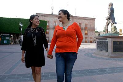 Piden garantizar matrimonios gay