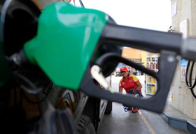 En 2018 sube 13% el costo de combustible