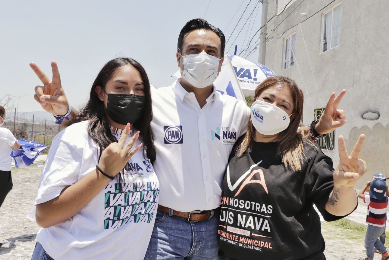 Ofrece Luis Nava créditos a familias que emprendan