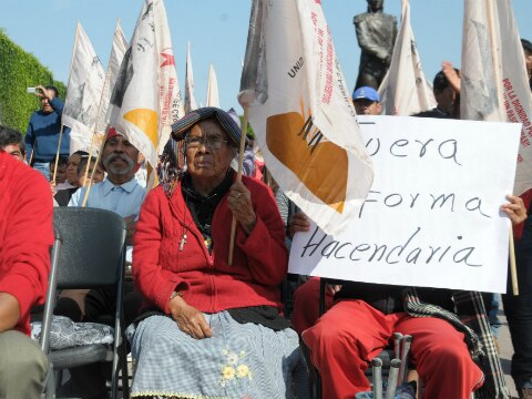 Insisten en revocar reforma hacendaria