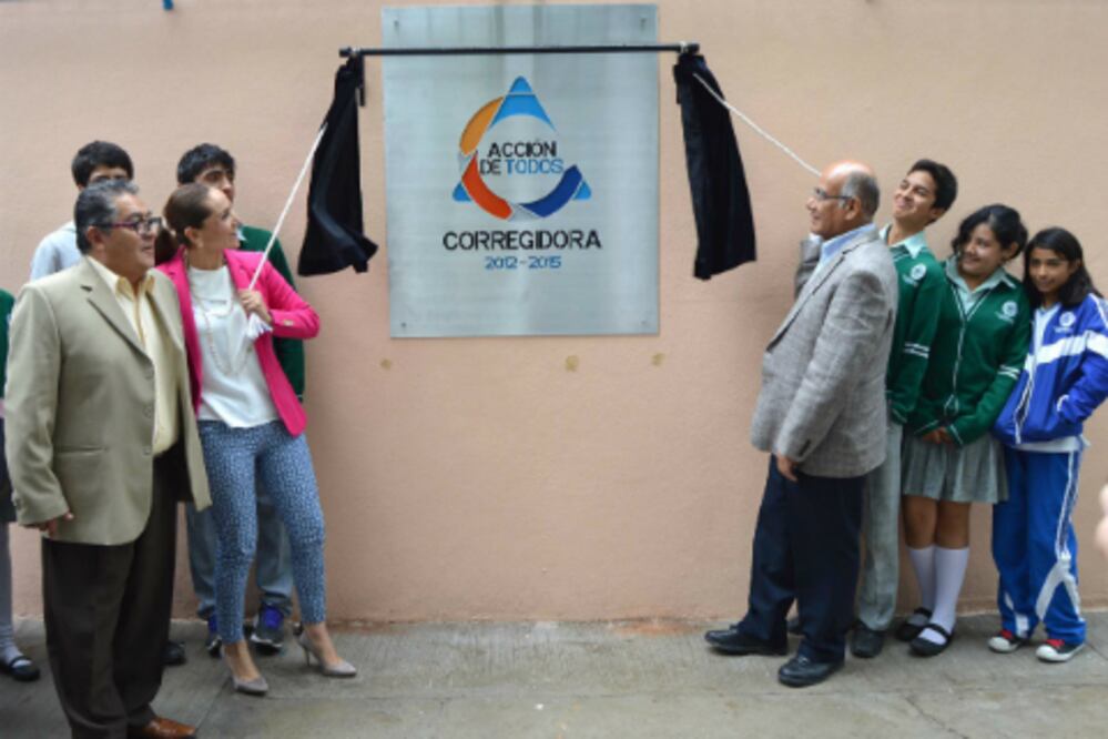 Inauguran gimnasio en escuela de Corregidora