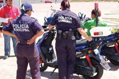 Apoya Landa a familia de policía baleado