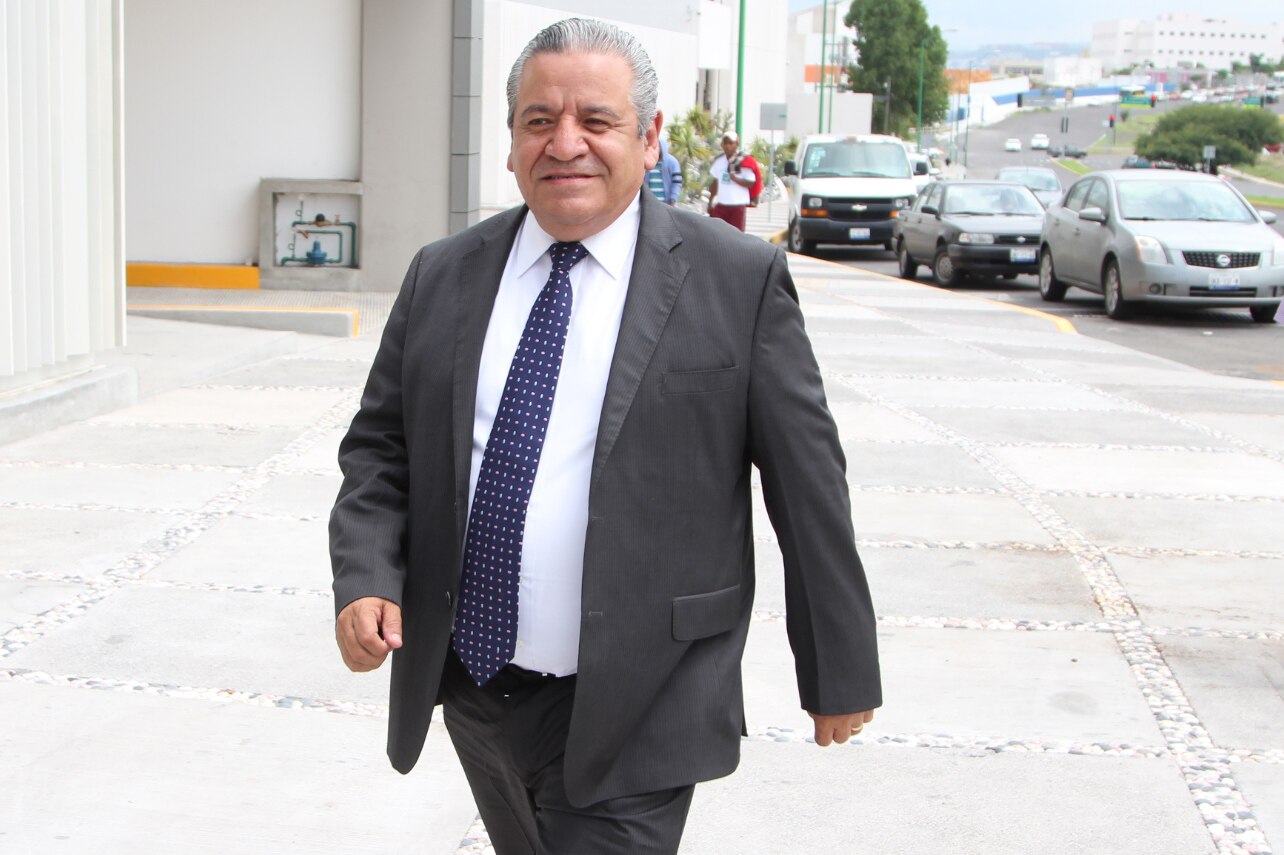 Alfredo Botello Montes deja el cargo el 2 de abril