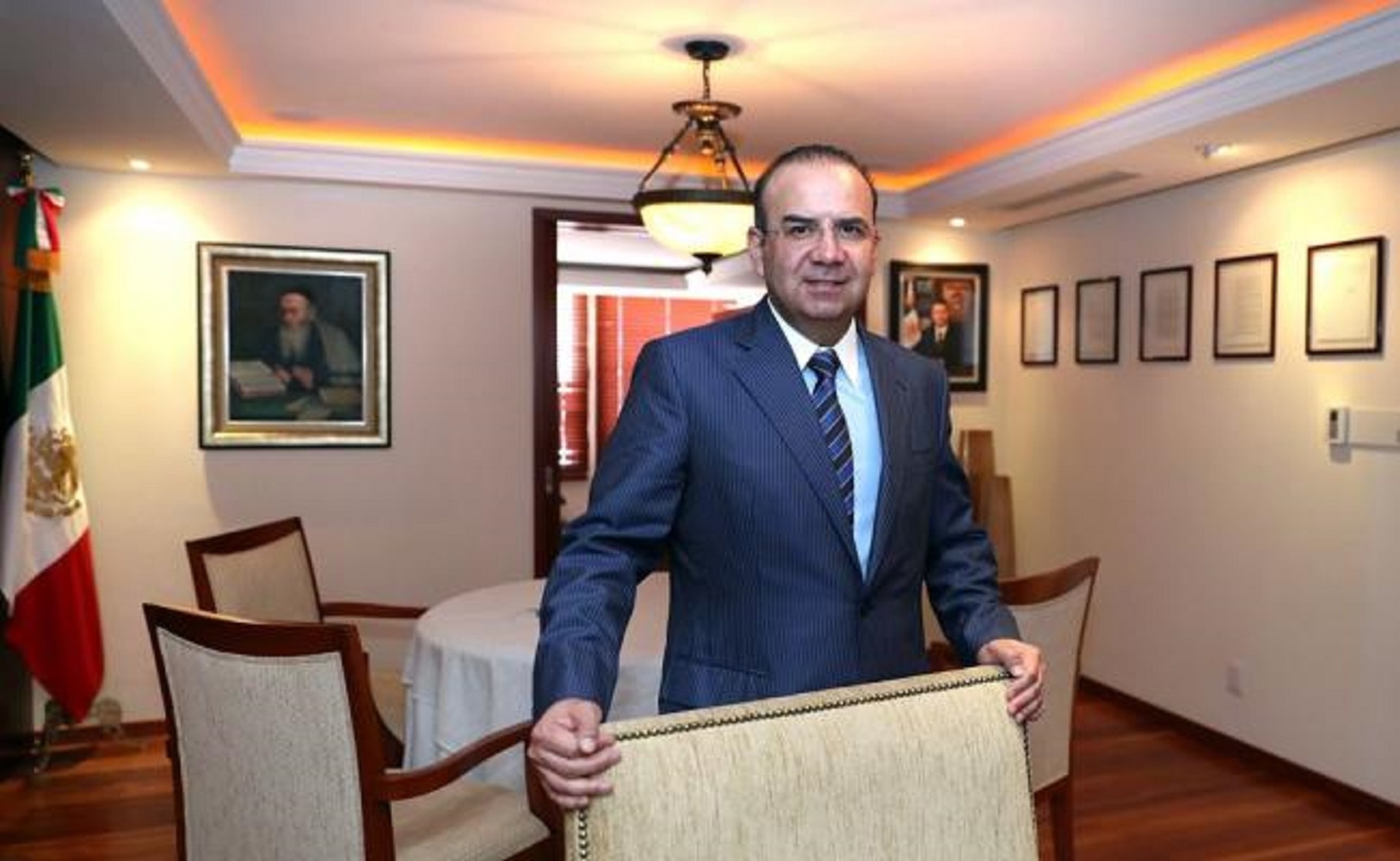 Hay seguimiento a precandidatos, pero no espionaje: Segob