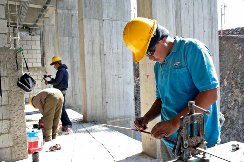 Con 556 mil plazas laborales, Querétaro es una de las entidades que más empleos genera con buenos salarios, debido al crecimiento de la industria automotriz y aeronáutica (ARCHIVO EL UNIVERSAL)