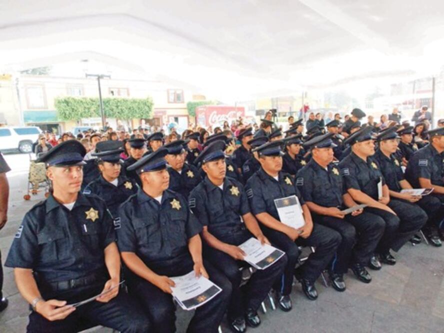 Corregidora: se gradúan 41 policías