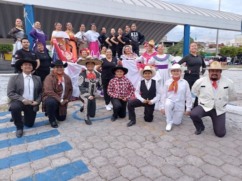 Baile y pasión, bajo la guía de Carmen Servín