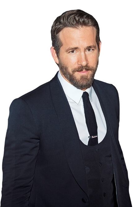 Paparazzi golpea a Ryan Reynolds con su auto y escapa