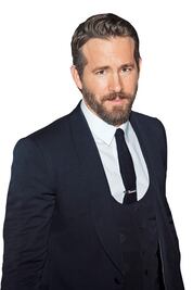 Paparazzi golpea a Ryan Reynolds con su auto y escapa