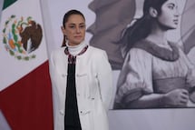 Sheinbaum aplaza un día más presentación de reforma electoral