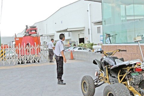 Pendientes, exámenes a elementos privados