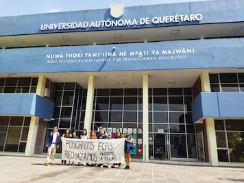 Protestan por pérdida de becas en los posgrados
