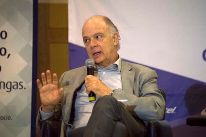 Krauze: “Temo que división en redes migre a las calles”