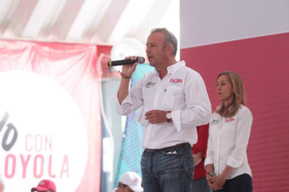 Se integra Lomelí a equipo de Calzada