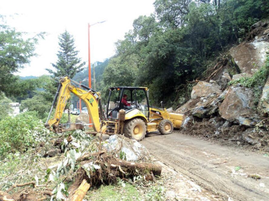 Estudiante detecta fisuras propensas a derrumbes