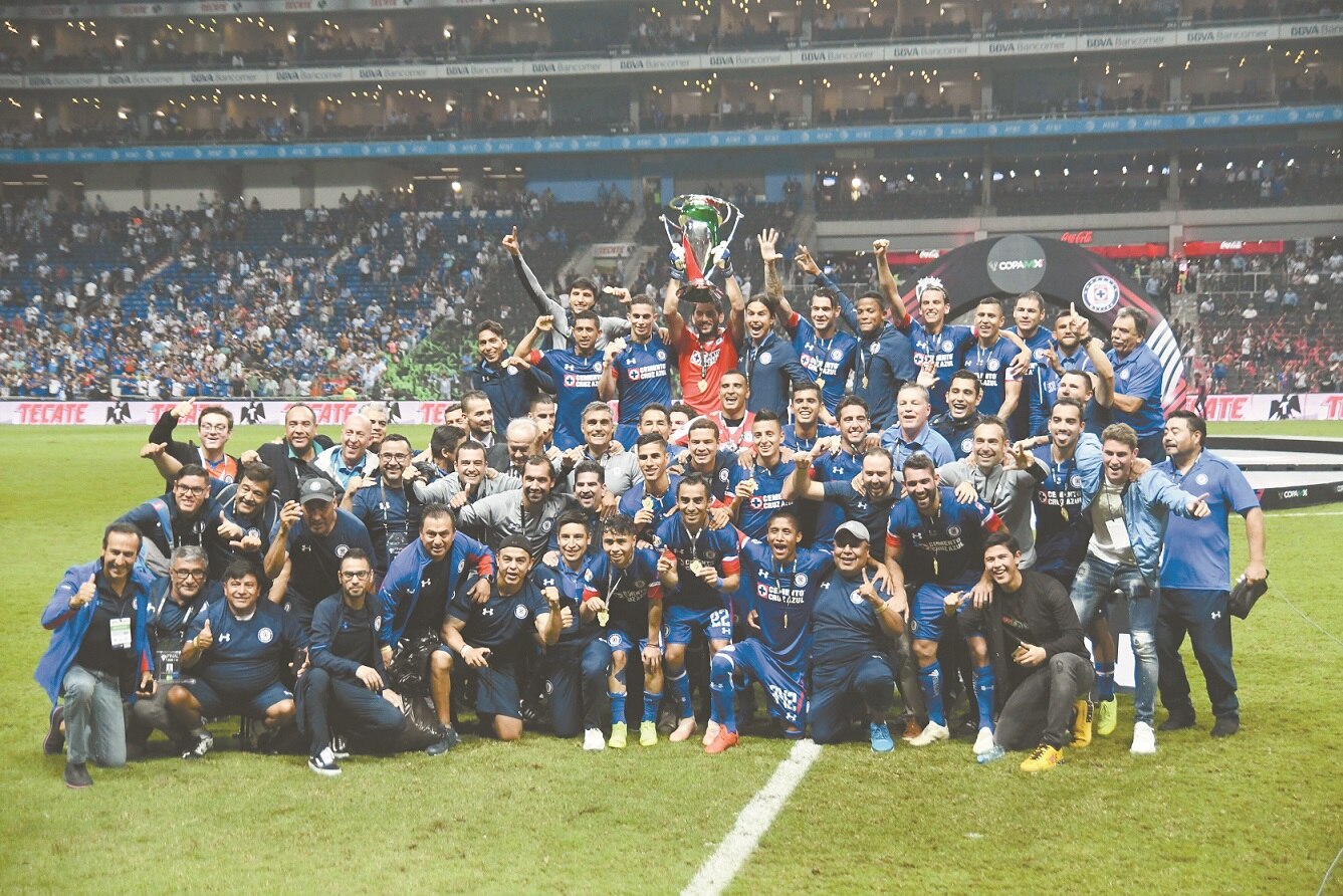 Cruz Azul consigue el primer objetivo