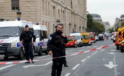 Cuatro muertos en el ataque con cuchillo contra policías en París